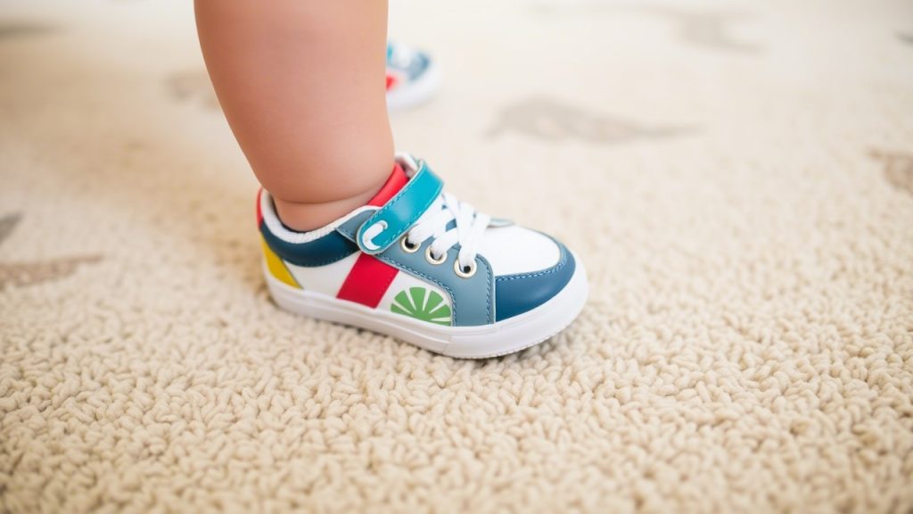 15 Best Toddler Shoe Ideas to Boost Balance